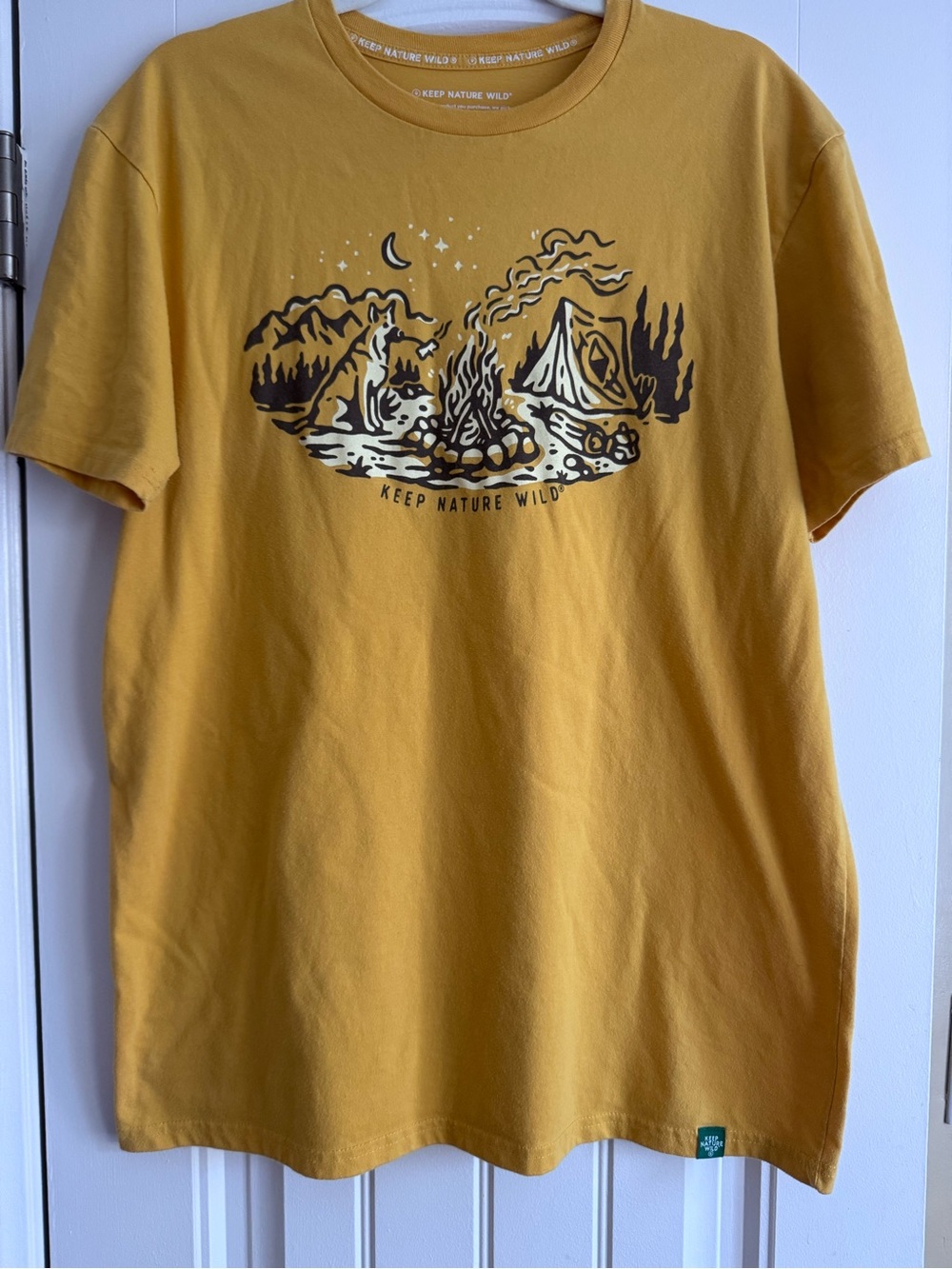 Keep Nature Wild unisex Mustard Graphic T-Shirt size L